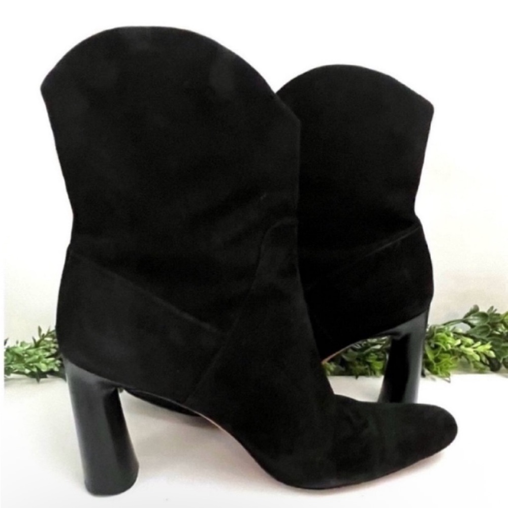 Vince Women's Black Suede Ankle Boots - Elegant Block Heel Size 7
